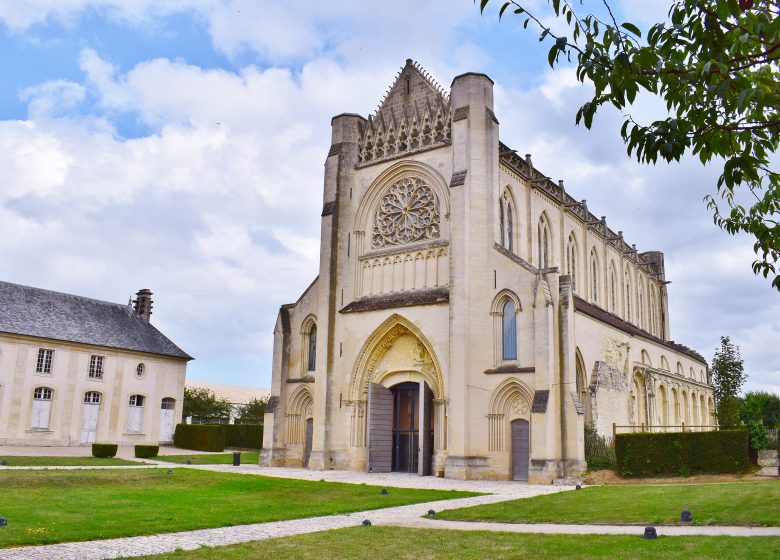 Abbaye_d_Ardenne_-_IMEC-Caen_la_mer_Tourisme___Alix_JONET