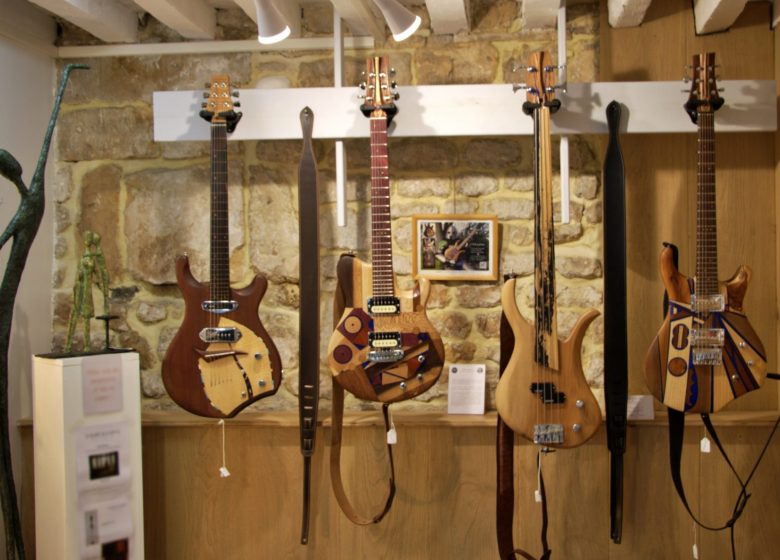 CWR Guitares – Galerie Boutique Graines d’Etoiles