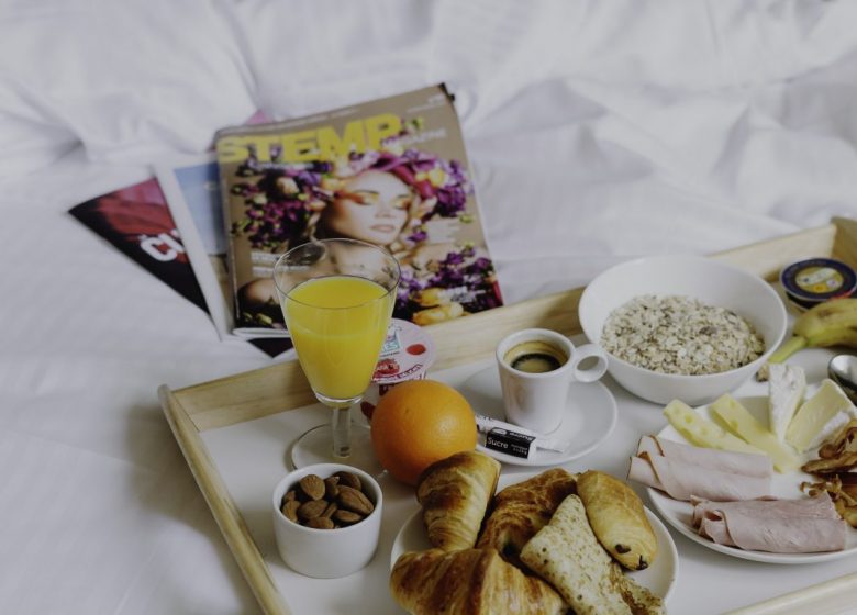 hotel-bristol-petit-dejeuner-en-chambre-MarionSocialMedia-73