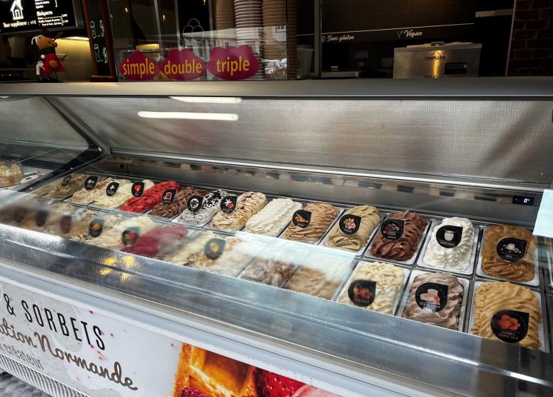 Les Délices de la Plage L'Annexe glaces crêpes gaufres Ouistreham Normandie