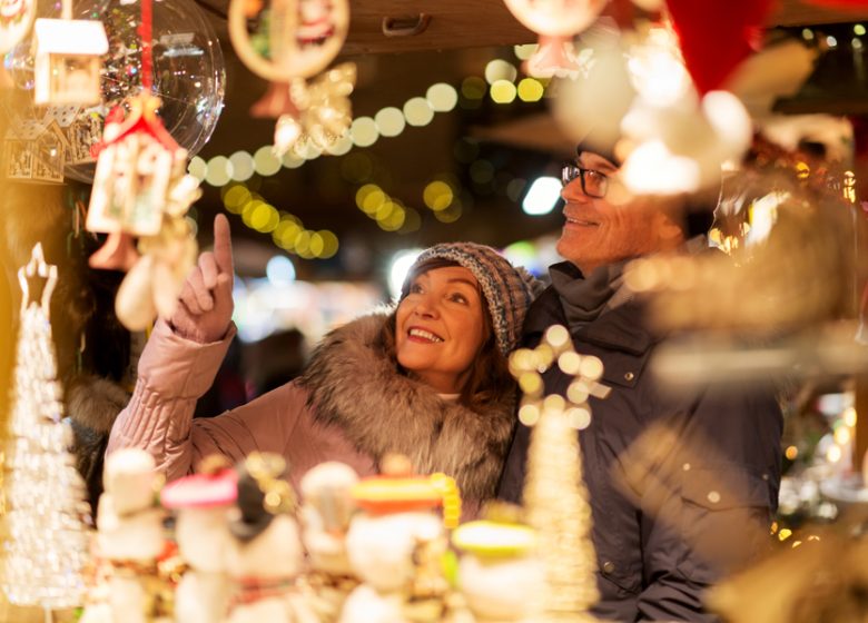 Famille au marché de noel